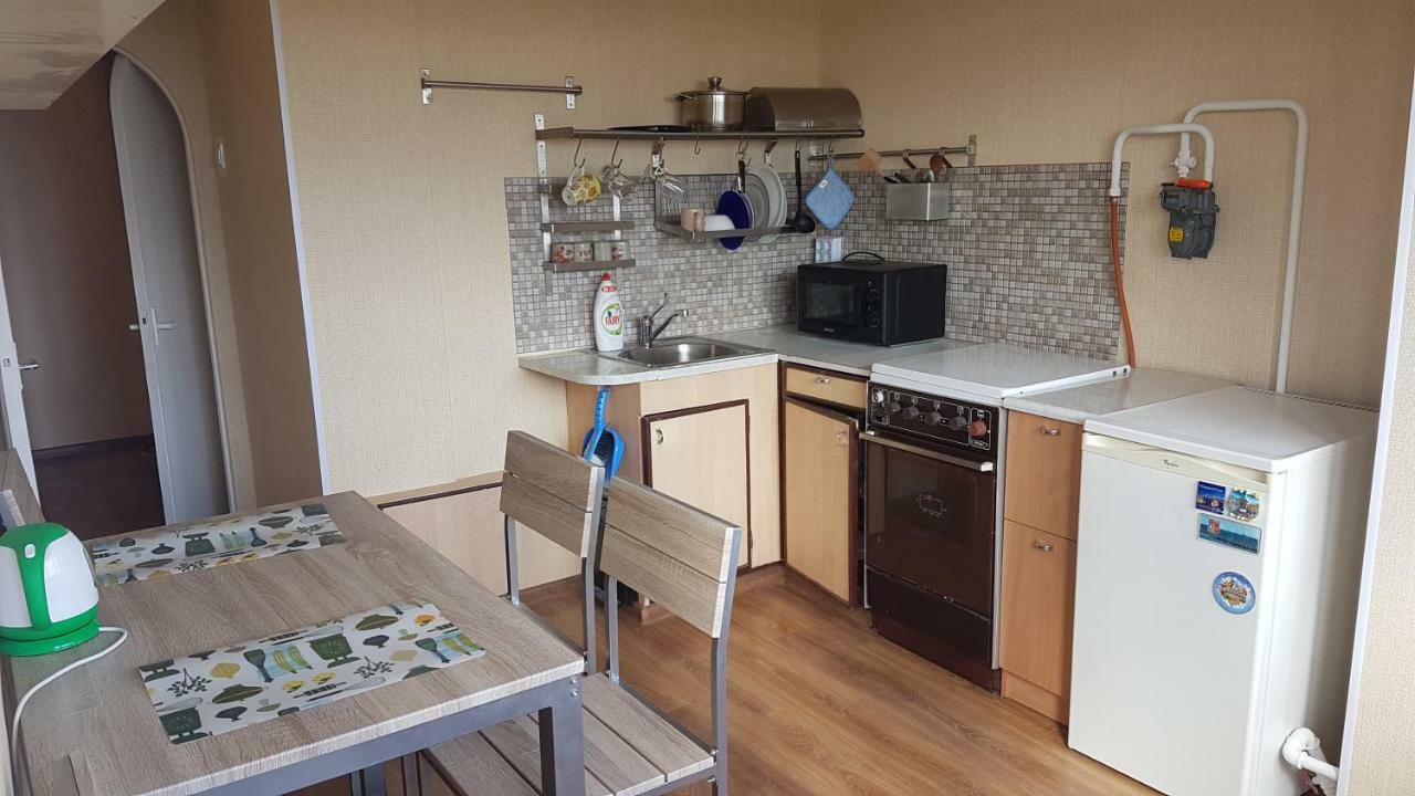 Apartament Erfolg 1 เดากัฟปิลส์ ภายนอก รูปภาพ